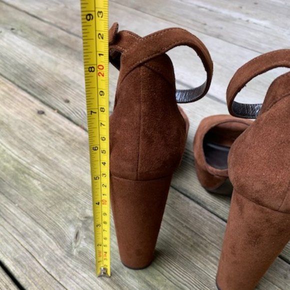 Never Worn! 🎉HP🎉Stuart Weitzman Hijinx Suede Platform Sandal - Picture 9 of 16